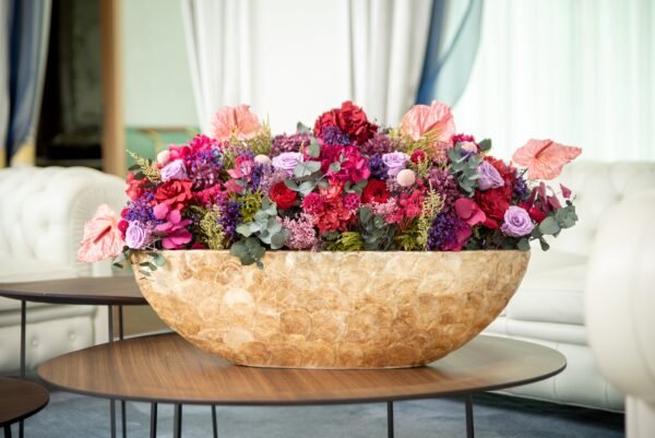 Full bloom centerpiece