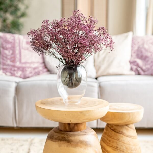 Essence vase arrangement
