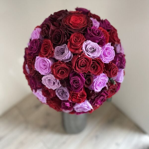 Timeless Rose vase arrangement
