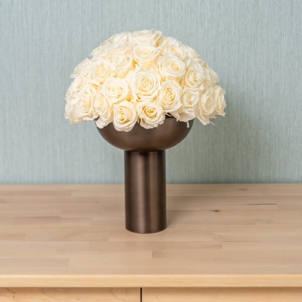 Timeless Rose vase arrangement